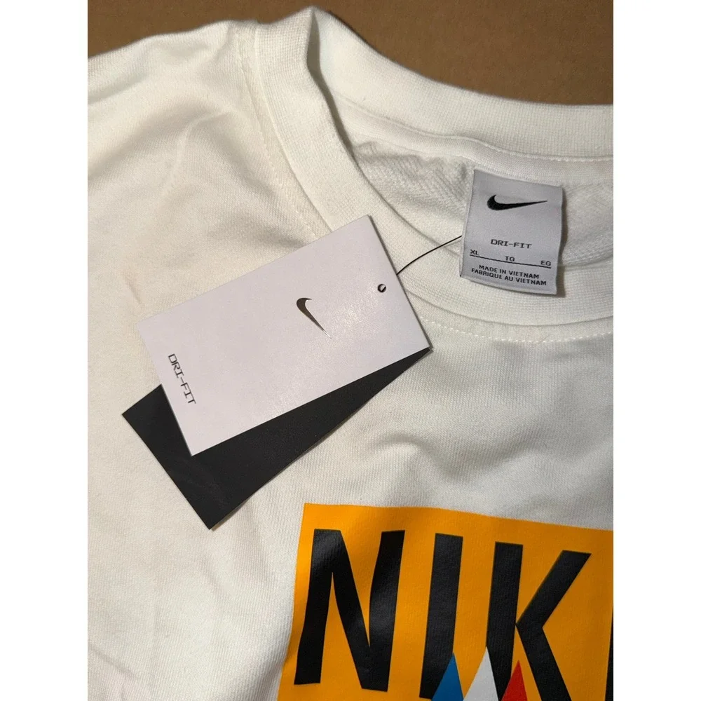 Nike Dri Fit Mens Crewneck Sweatshirt XL Cream Basketball Graphic‎ DV7974, NWT - Picture 3 of 9